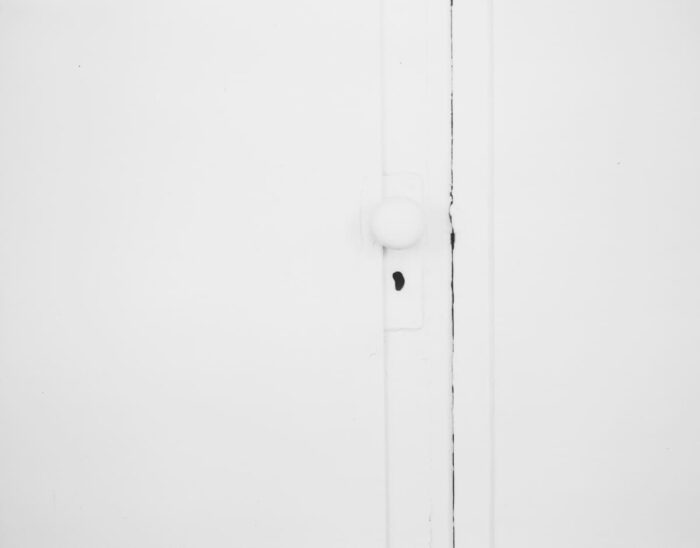 arnold kastenbaum white doorknob