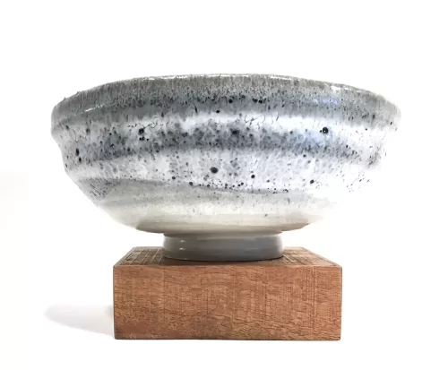 Helen_Kunzman_Squeezed-bowl-Glazed