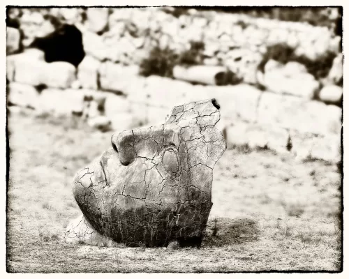 Tad_Philipp_Memorie_Screpolata